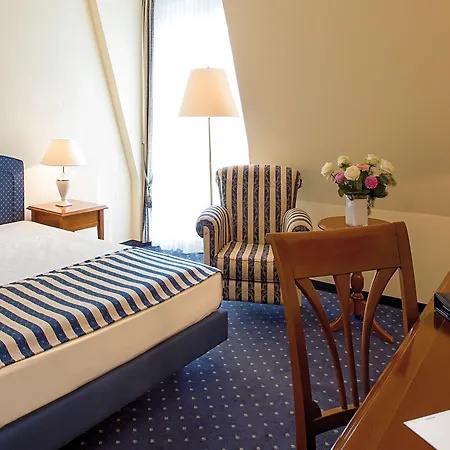 Victor's Residenz-hotel Hotel 4*