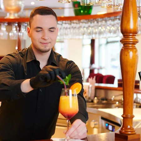 Victor's Residenz-hotel Szálloda 4*