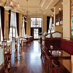 Victor's Residenz-hotel 4*