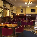 Victor's Residenz-hotel 4*