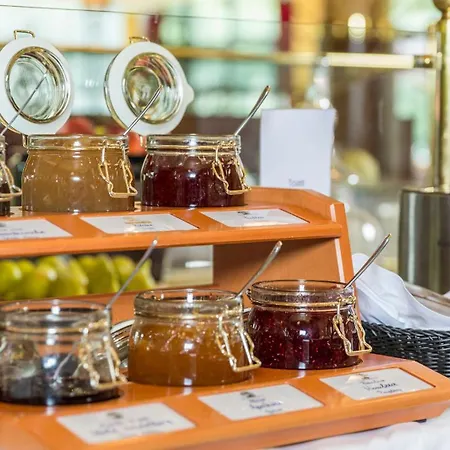 Victor's Residenz-hotel Szálloda Lipcse