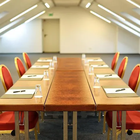 빅토르 레지덴츠-호텔 4* 라이프치히