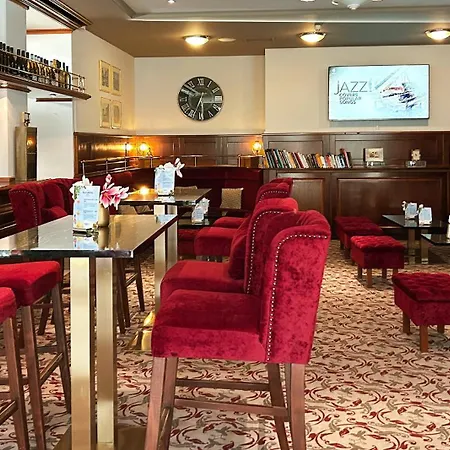 Hotel Victor's Residenz-hotel 4*