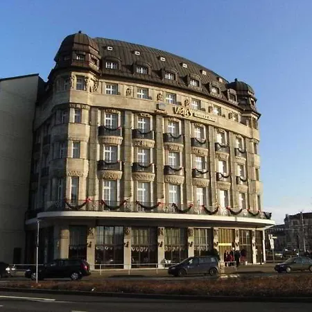 빅토르 레지덴츠-호텔 호텔 4*