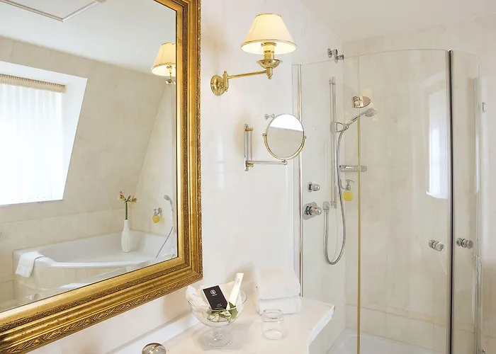 Victor's Residenz-hotel 4*