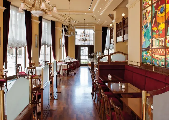 Victor's Residenz-hotel 4*